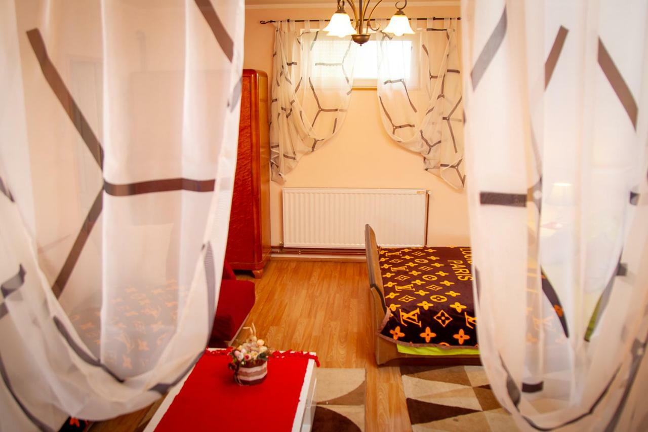 Ferienwohnung Casa Simon 2 Subotica Exterior foto
