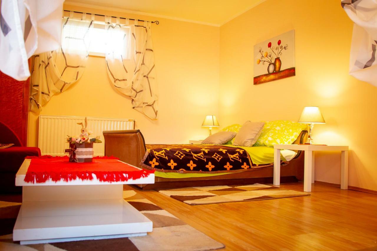 Ferienwohnung Casa Simon 2 Subotica Exterior foto